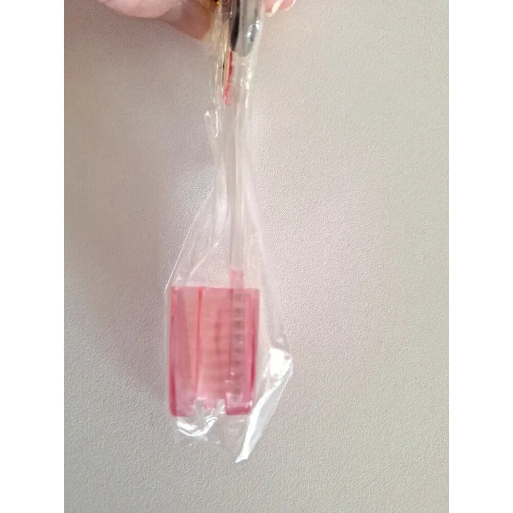 Minnie Mouse Kids Toothbrush With Red And Clear Design Travel Hook Disney Vintag